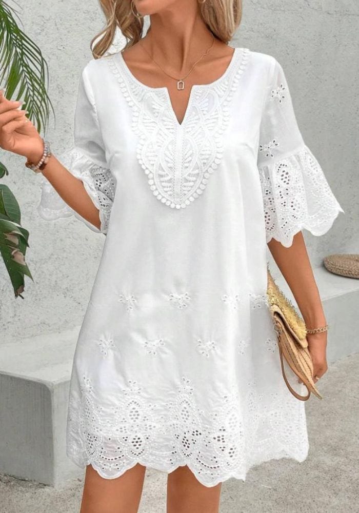 Robe trapèze dentelle blanche