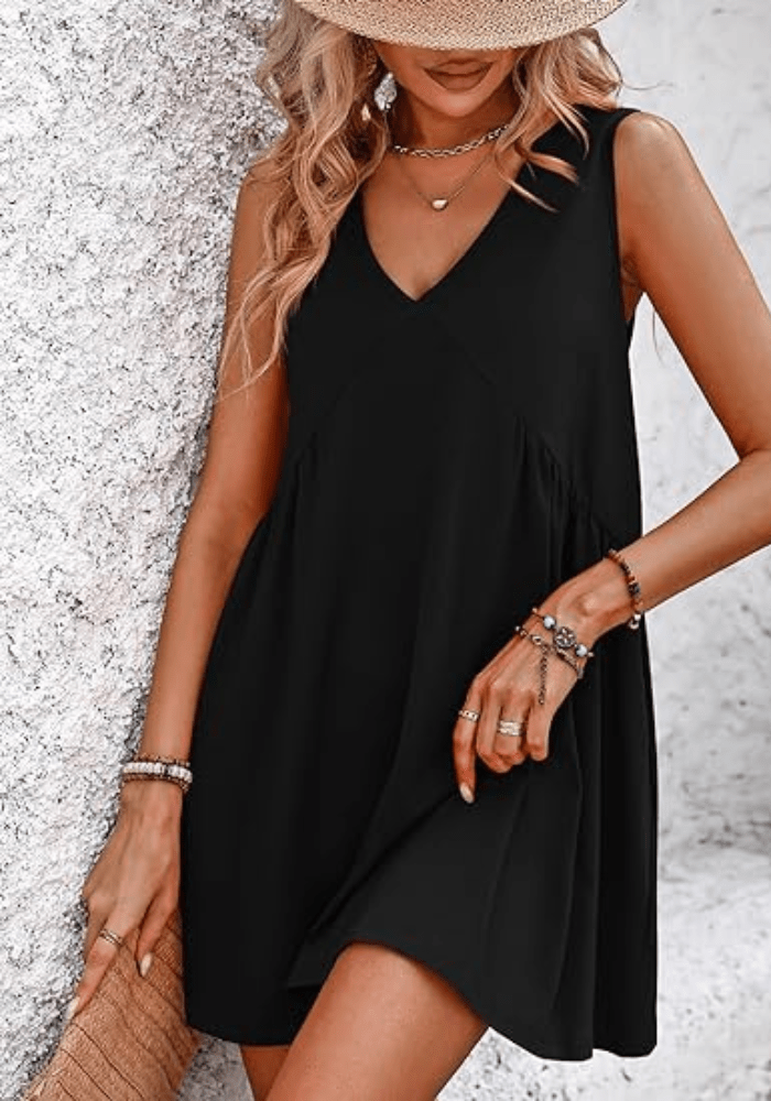 Robe trapèze noire chic courte